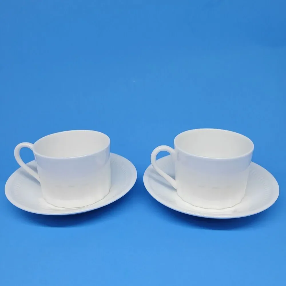 Wedgwood Colosseum White Set Of 2 Cups And 2 Saucers Excellent Condition